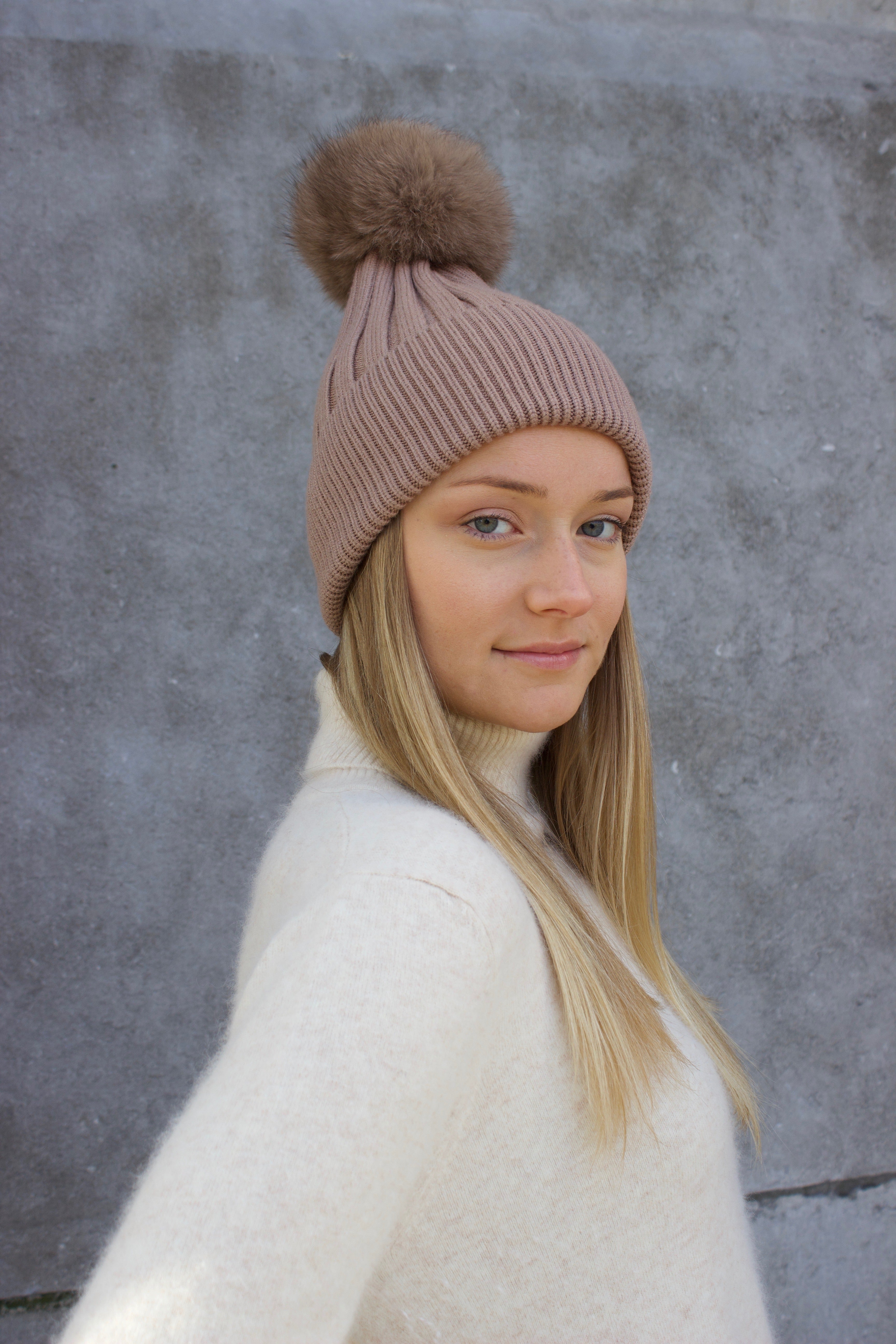 St Moritz Fox Fur Pom Pom Hat - Beige